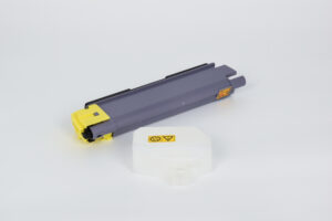 Toner Neutro Giallo + Vaschetta Toner (TK-5135Y)