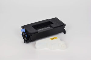 Toner Neutro (con Chip) + Vaschetta Recupero (TK-3150)
