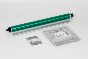 Kit Rigenerazione Tamburo Magenta (Opc+Chip+Lama+Developer)