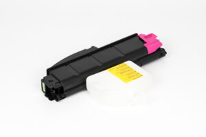 Cartuccia Toner Compatibile Magenta + Vaschetta Recupero (TK-5150M)