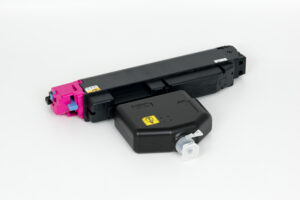 Toner Compatibile Magenta + Vaschetta Recupero (TK-5270M)