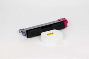 Cartuccia Toner Compatibile Magenta + Vaschetta Recupero (TK-580M)