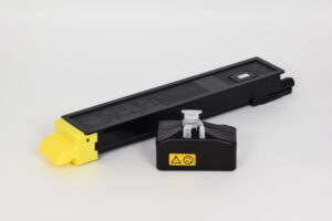 Toner Compatibile Giallo + Vaschetta Recupero (TK-895Y)