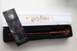 Harry Potter Bacchetta Magica Nymphadora Tonks + Segnalibro 3d Noble Collection