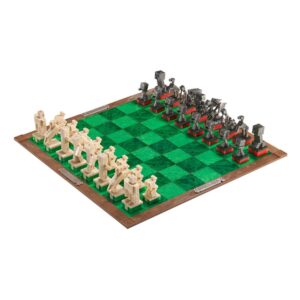 Minecraft Chess Set Overworld Heroes Vs. Hostile Mobs 45 x 45 Cm Noble Collection