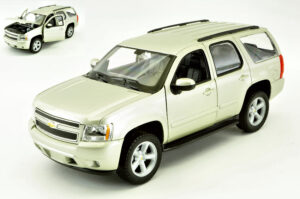 Welly WE22509GD CHEVROLET TAHOE 2008 SILVER 1:24-27 Modellino