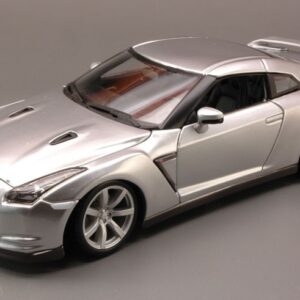 BBURAGO BU12079S NISSAN GTR 2009 SILVER 1:18 Modellino