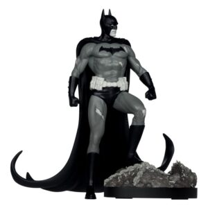Dc Direct Statua Black e White 1/10 Batman By Bjorn Barends 18 Cm Mcfarlane Toys