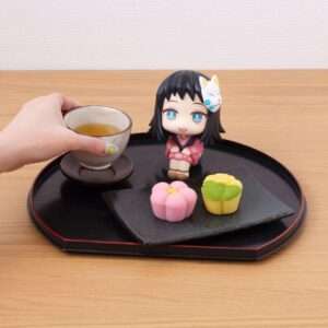 Demon Slayer Kimetsu No Yaiba Look Up Pvc Statua Makomo 11 Cm Megahouse