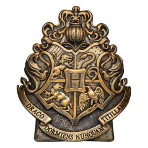 Harry Potter Salvadanaio Hogwarts Crest Con Figure Int.