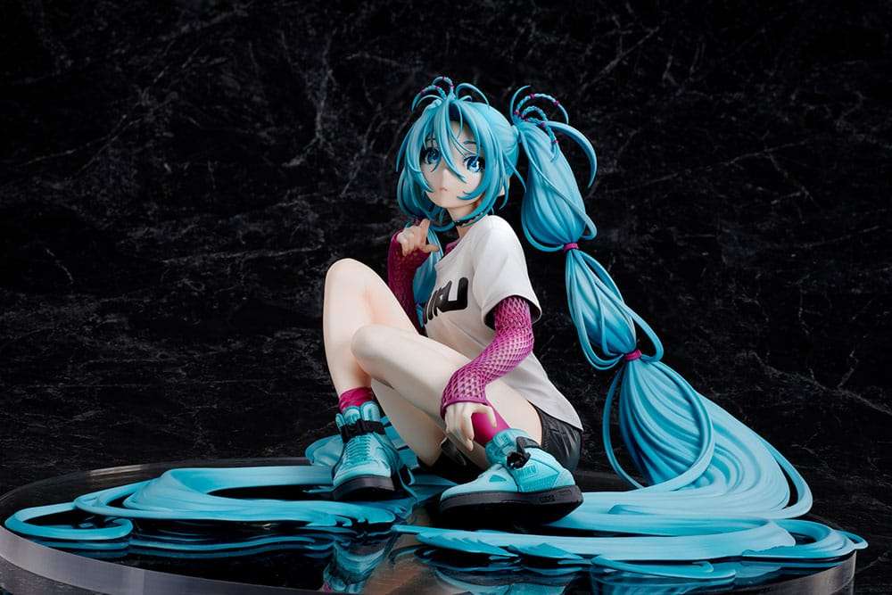 Hatsune Miku Statua 1/4 Yoneyama Mai The Latest Street Style "cute" Edizione Limitata 17 Cm Stronger
