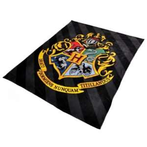 HARRY POTTER HOGWARTS CREST COZY BLANKET Coperta NERDY BY NATURE