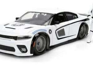 Star Wars Diecast Model 1:24 Stormtrooper Dodge Charger SRT Hellcat Jada Toys
