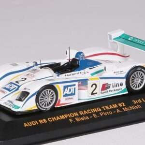IXO MODEL LMM077 AUDI R8 CHAMPIONS RACING TEAM -2 LE MANS 2005 1:43 Modellino
