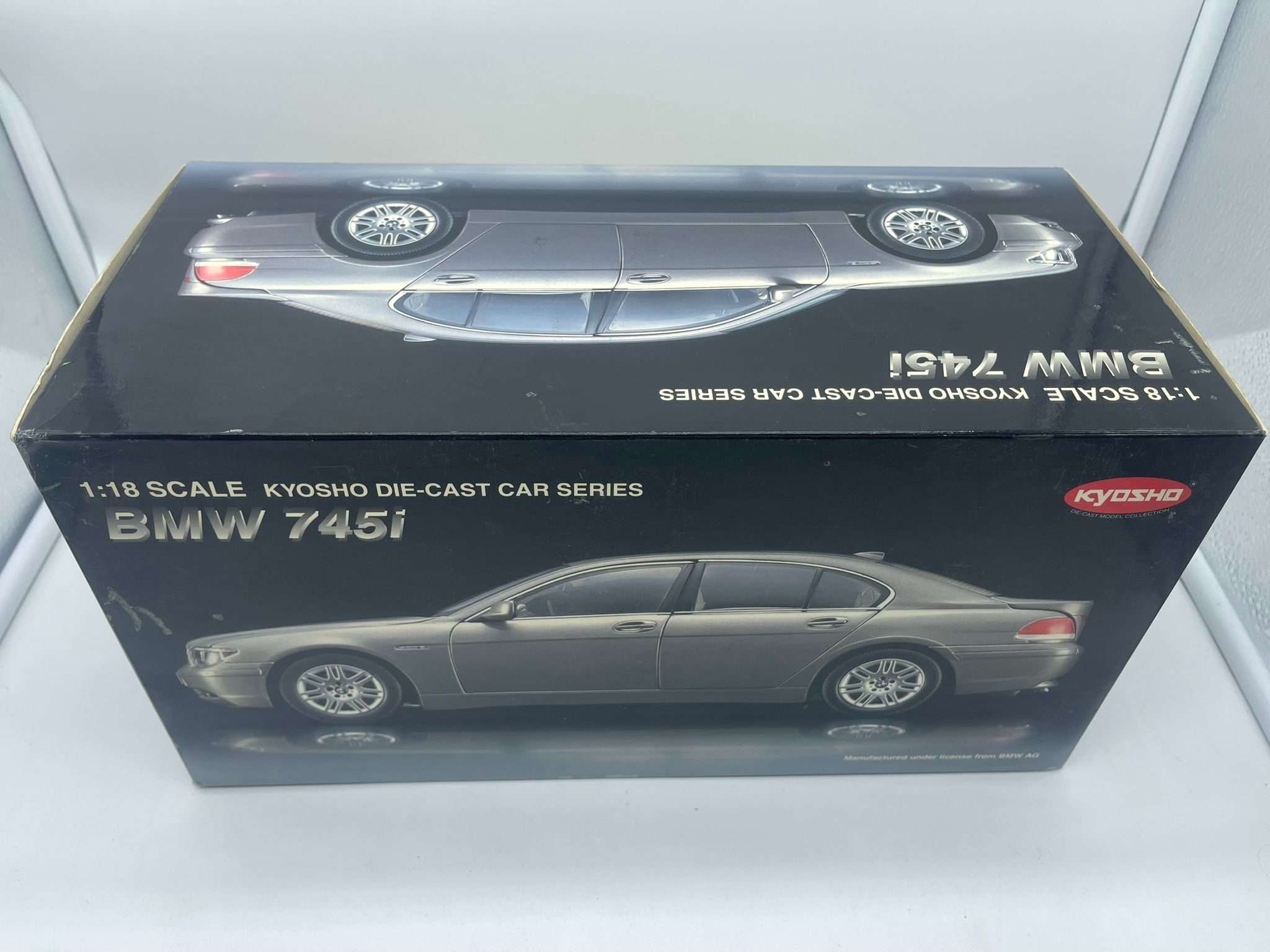 Kyosho 08571KV BMW 745i GOLD Auto 1:18 Modellino