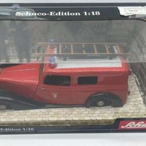 Schuco SCHUCO0038 Mercedes Benz 170V POMPIERI E 2 FIGURES Auto 1:18 Modellino