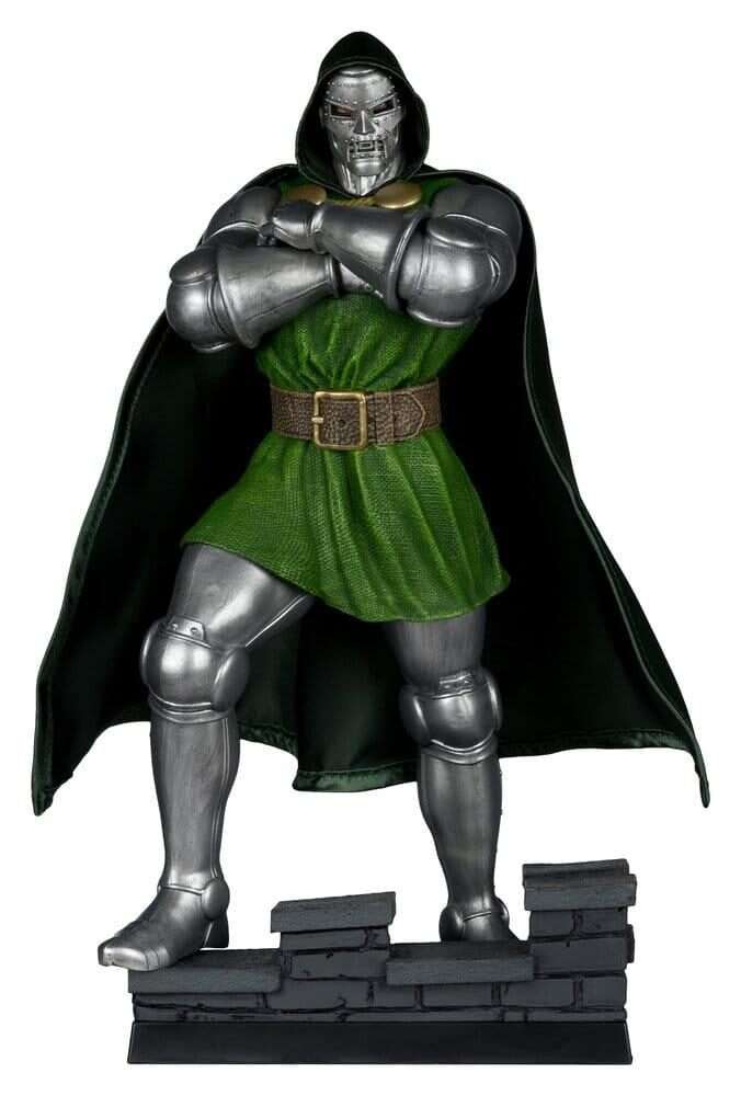 Marvel Statua Doctor Doom 28 Cm Scala 1/6 Mcfarlane Toys Scatola Rovinata