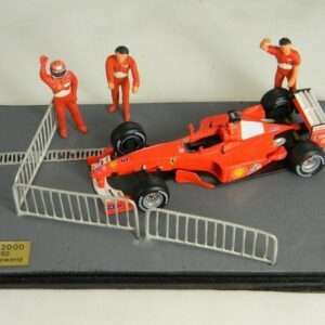 Microworld 2K01 DIORAMA INDIANAPOLIS 2000 F.+ PILOT Modellino