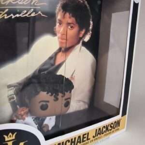 Michael Jackson Pop! Albums Figura Michael In Thriller 9 Cm Funko Scatola Rovinata