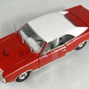 Tin's Manufactured 79701 Pontiac GTO 1967 Hard Top Rossa 1/24 Modellino