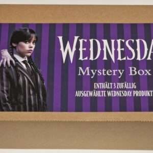 Wednesday Regalo Set Thumbs Up