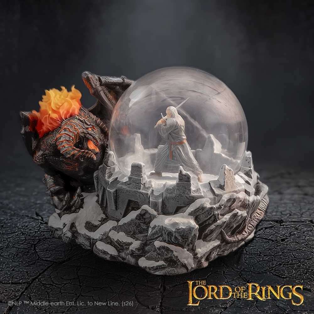 THE LORD OF THE RINGS BATTLE OF THE PEACK SNOW GLOBE Snowglobe NEMESIS NOW